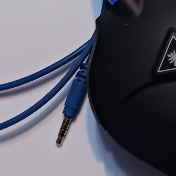 Black & Blue Turtle Beach Recon 70 Multiplatform Wired Gaming Headset - Picture 7 of 8